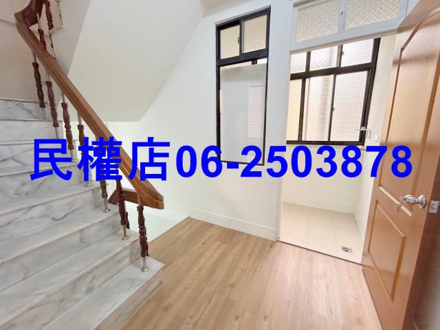 台南東區透天-11