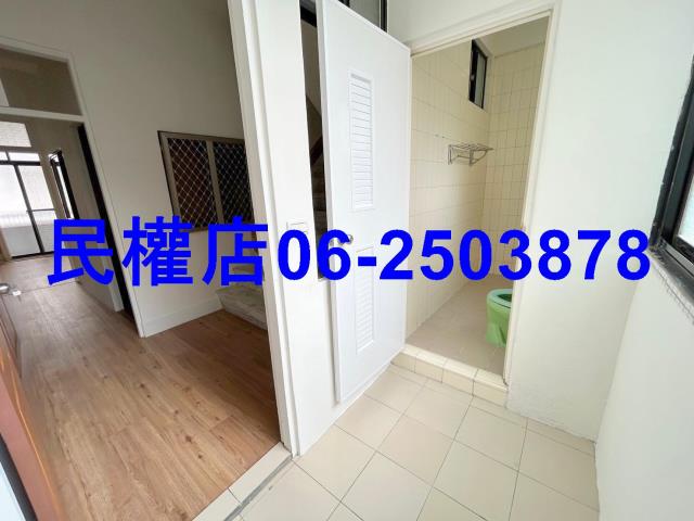 台南東區透天-12