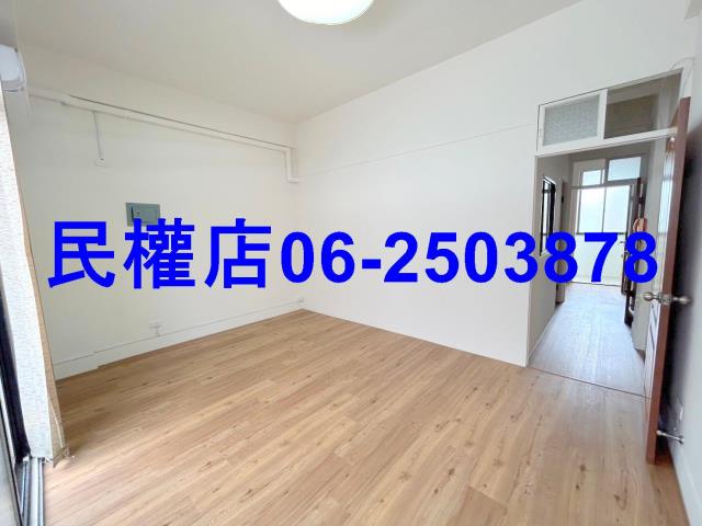 台南東區透天-8