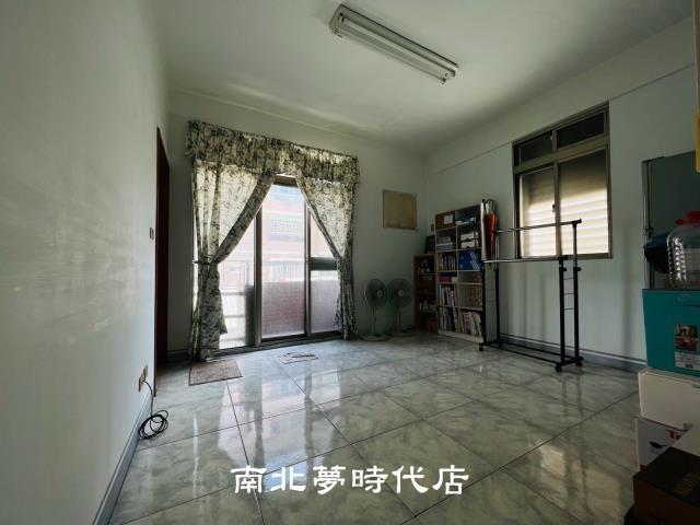 台南東區透天-12