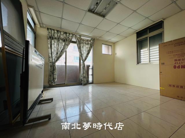 台南東區透天-13