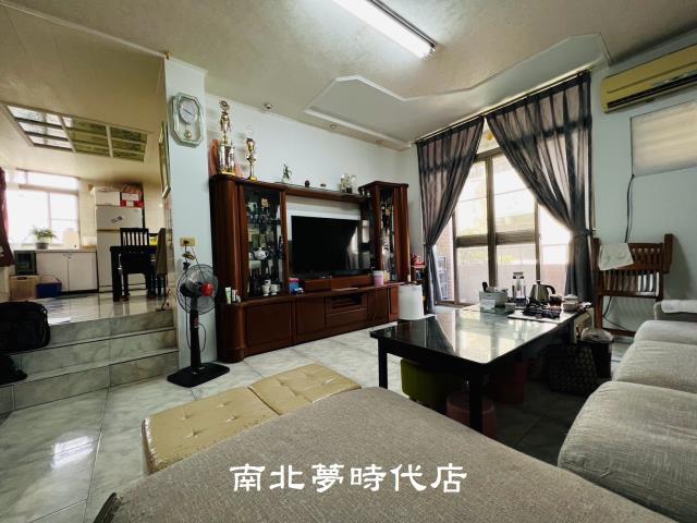 台南東區透天-1