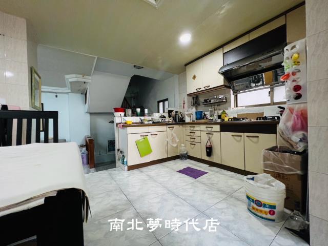台南東區透天-4