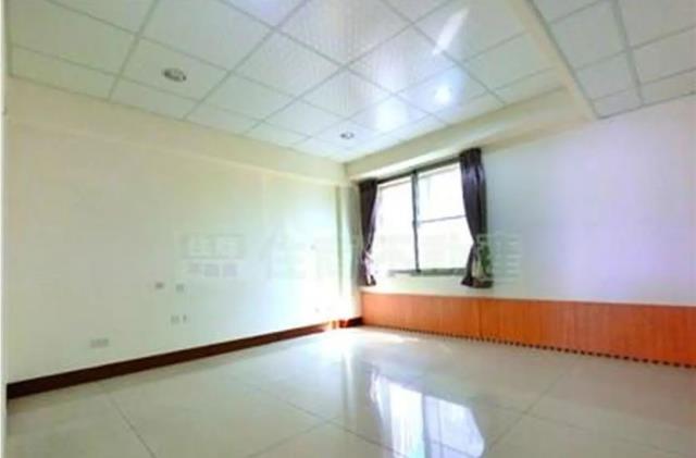 高雄三民區大樓-2