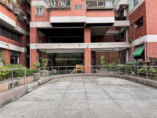 高雄鳳山大樓-11