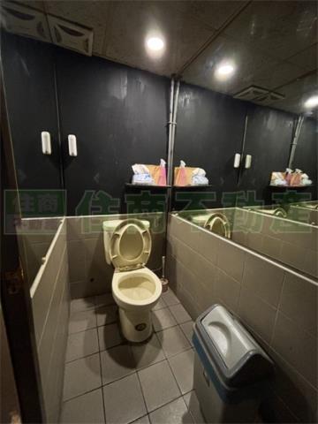 高雄新興區大樓-10