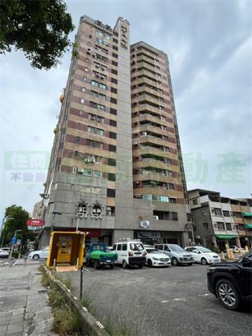 高雄新興區大樓-2