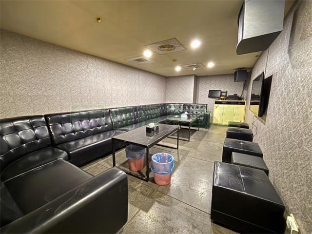 高雄新興區大樓-8