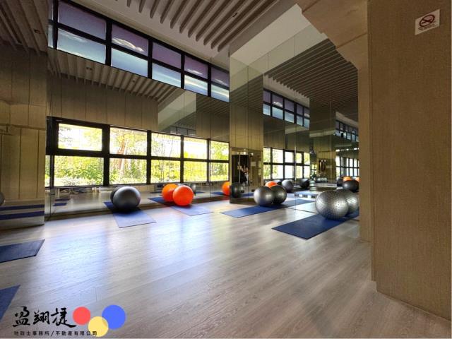 高雄三民區大樓-1