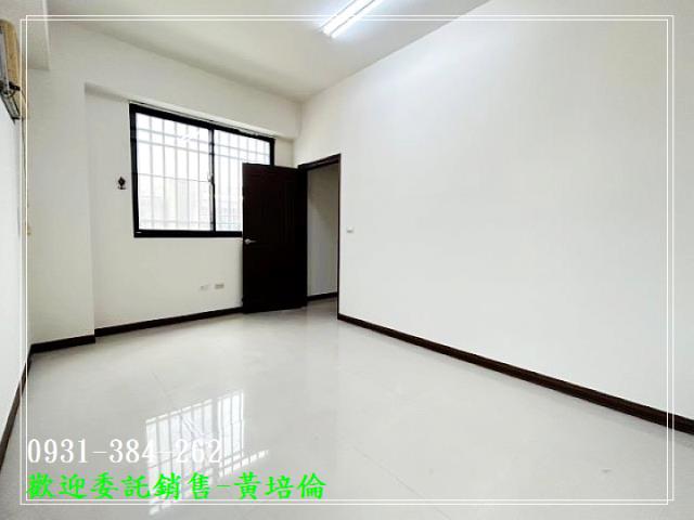 台江安中邊間大坪數車