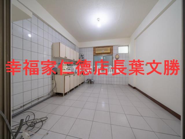 台南南區透天-13