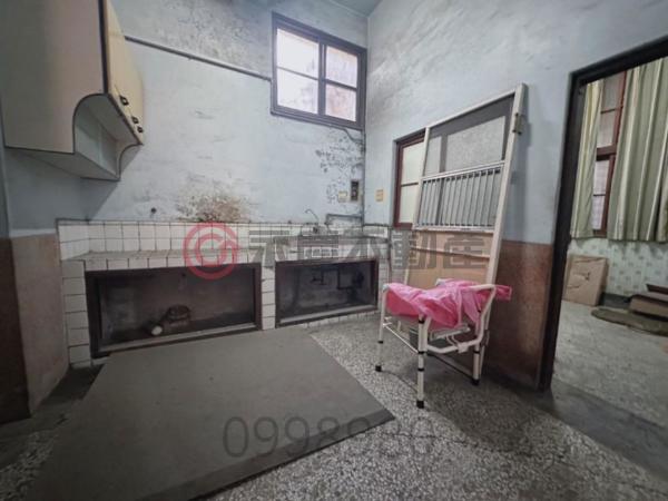 台南中西區透天-10