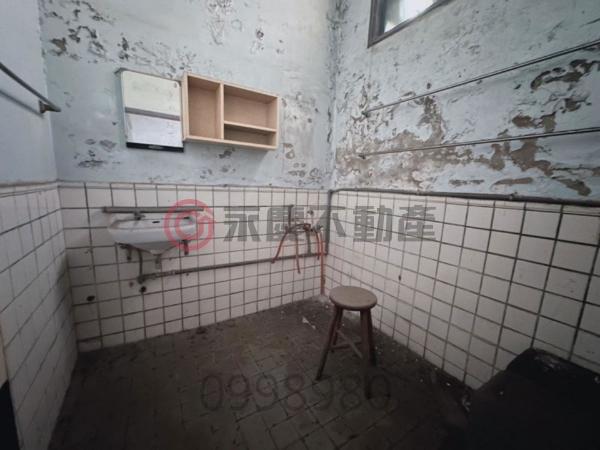 台南中西區透天-12