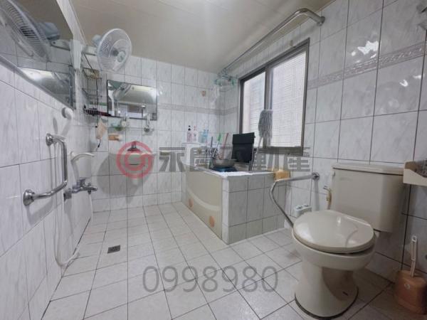 台南中西區透天-7