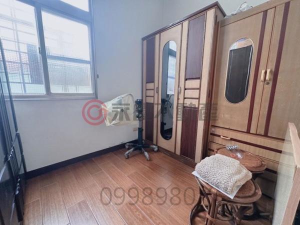 台南中西區透天-8