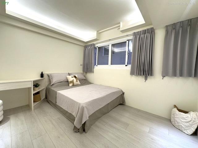 高雄新興區華廈-5