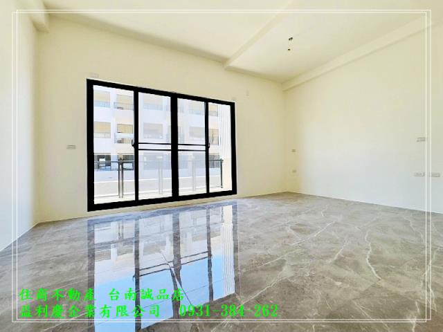 海佃質感面寬電梯雙車