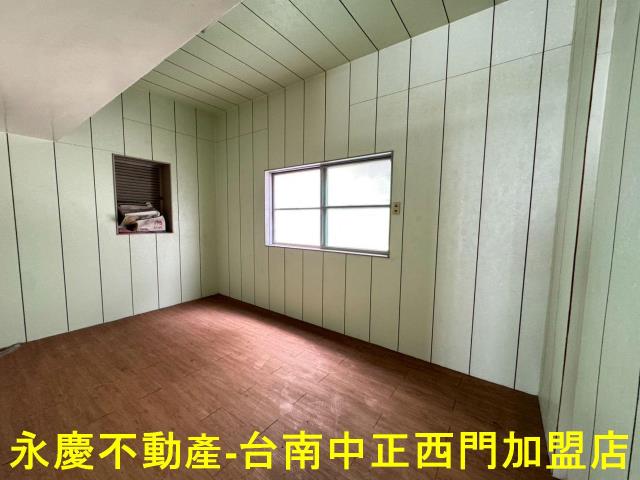 台南南區透天-11