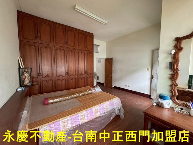 台南南區透天-8