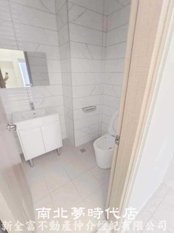 台南東區透天-11