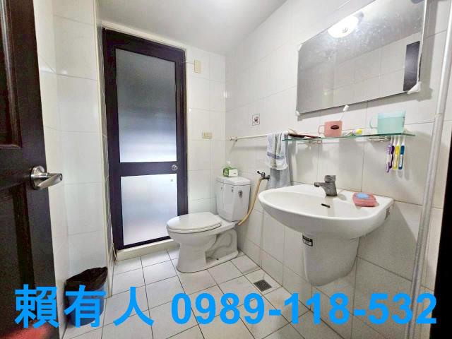 台南東區透天-13